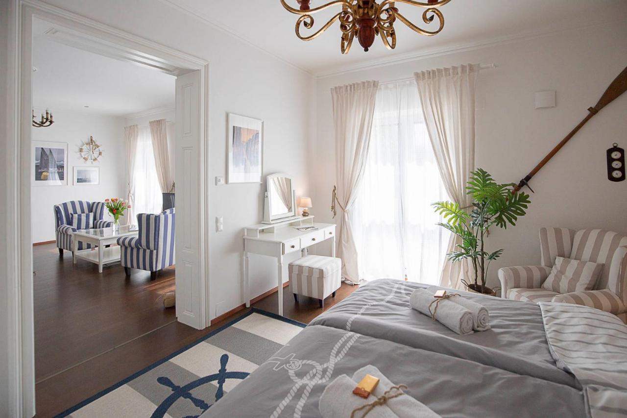 ניוסדיל אם סי Captain'S Suite מראה חיצוני תמונה